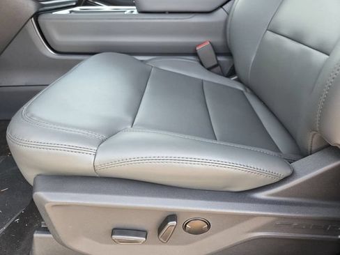 New 2026 Ford Expedition Active RWD image 11