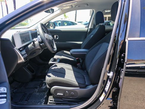 Certified 2024 Hyundai Ioniq 5 SEL RWD image 31
