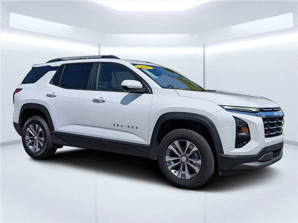 Used 2025 Chevrolet Equinox LT FWD image 1