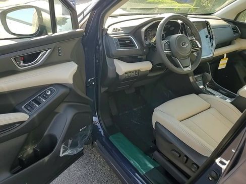 New 2025 Subaru Ascent Limited image 11
