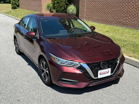 Used 2021 Nissan Sentra SV FWD image 19
