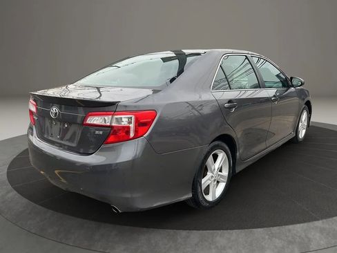 Used 2012 Toyota Camry XLE image 5
