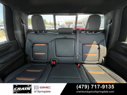 Used 2024 GMC Sierra 2500 AT4 w/ AT4 Premium Plus Package AWD/4WD image 29