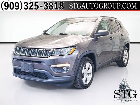 Used 2018 Jeep Compass Latitude w/ Popular Equipment Group image 1