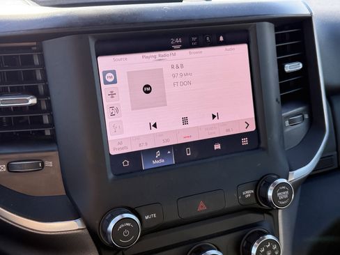 Used 2024 RAM 2500 Big Horn w/ Bed Utility Group image 20