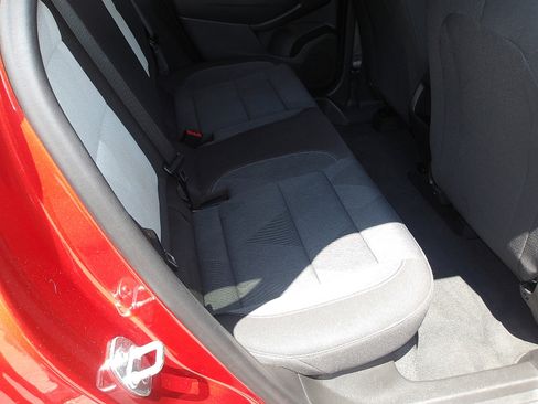 Used 2024 Chevrolet Trax LS w/ LS Convenience Package FWD image 10