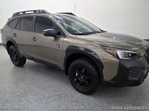Used 2025 Subaru Outback Wilderness AWD/4WD image 14