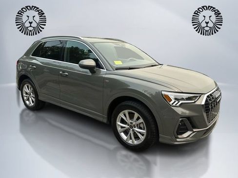 Used 2025 Audi Q3 2.0T Premium AWD/4WD image 3