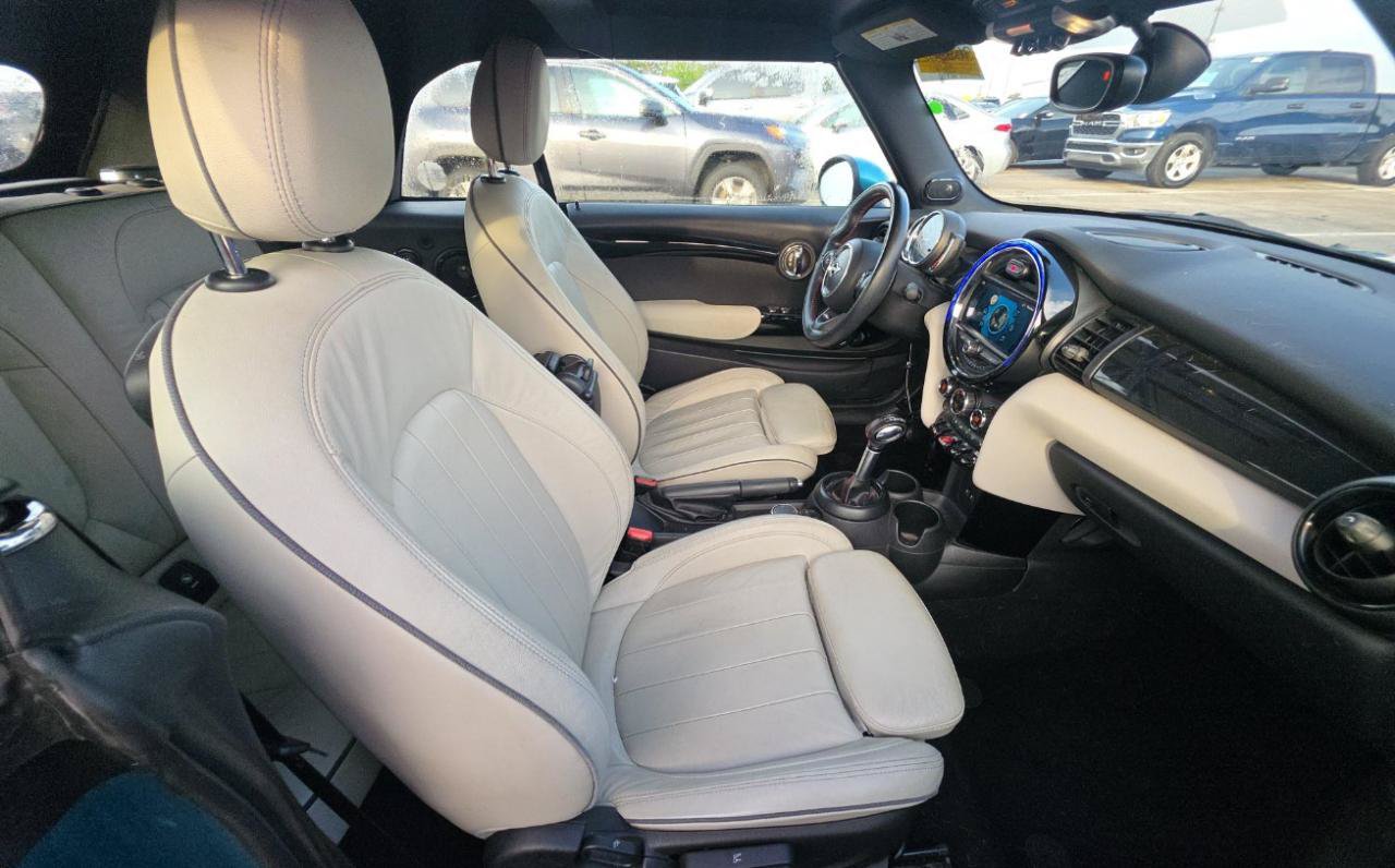 Used 2019 MINI Cooper S FWD image 11