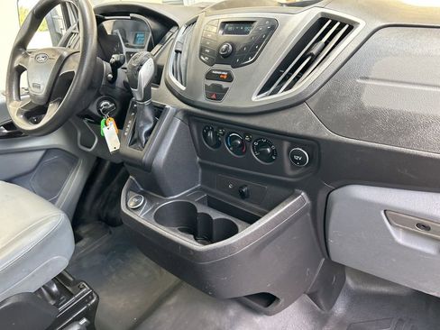 Used 2018 Ford Transit 250 138 image 19