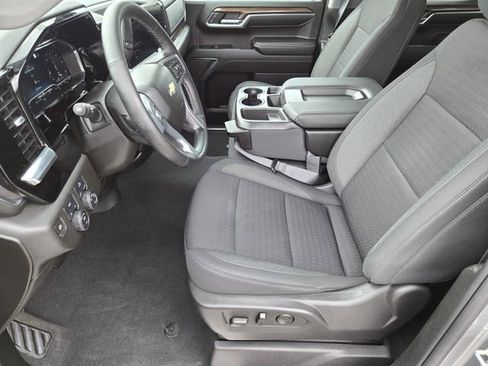 Used 2023 Chevrolet Silverado 1500 LT AWD/4WD image 13