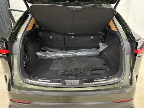 Certified 2025 Lexus NX 350 AWD w/ Premium Package image 32