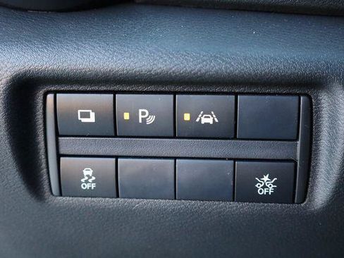Used 2025 Nissan Versa S w/ Trunk Package FWD image 37