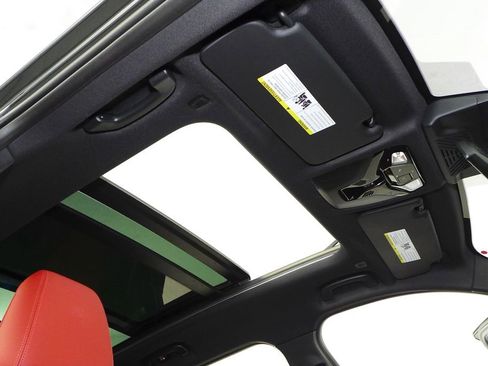 Used 2023 BMW X1 xDrive28i w/ M Sport Package image 18