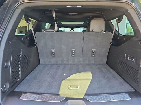 Certified 2021 Chevrolet Suburban High Country image 32