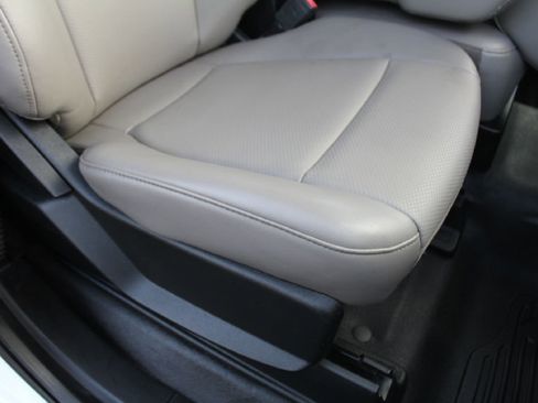 Used 2020 Ford F450 XL w/ Power Equipment Group image 23