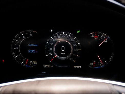 Used 2016 Cadillac Escalade Platinum RWD image 26
