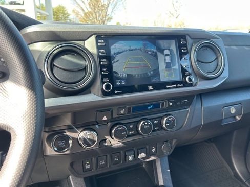 Used 2023 Toyota Tacoma TRD Sport image 22
