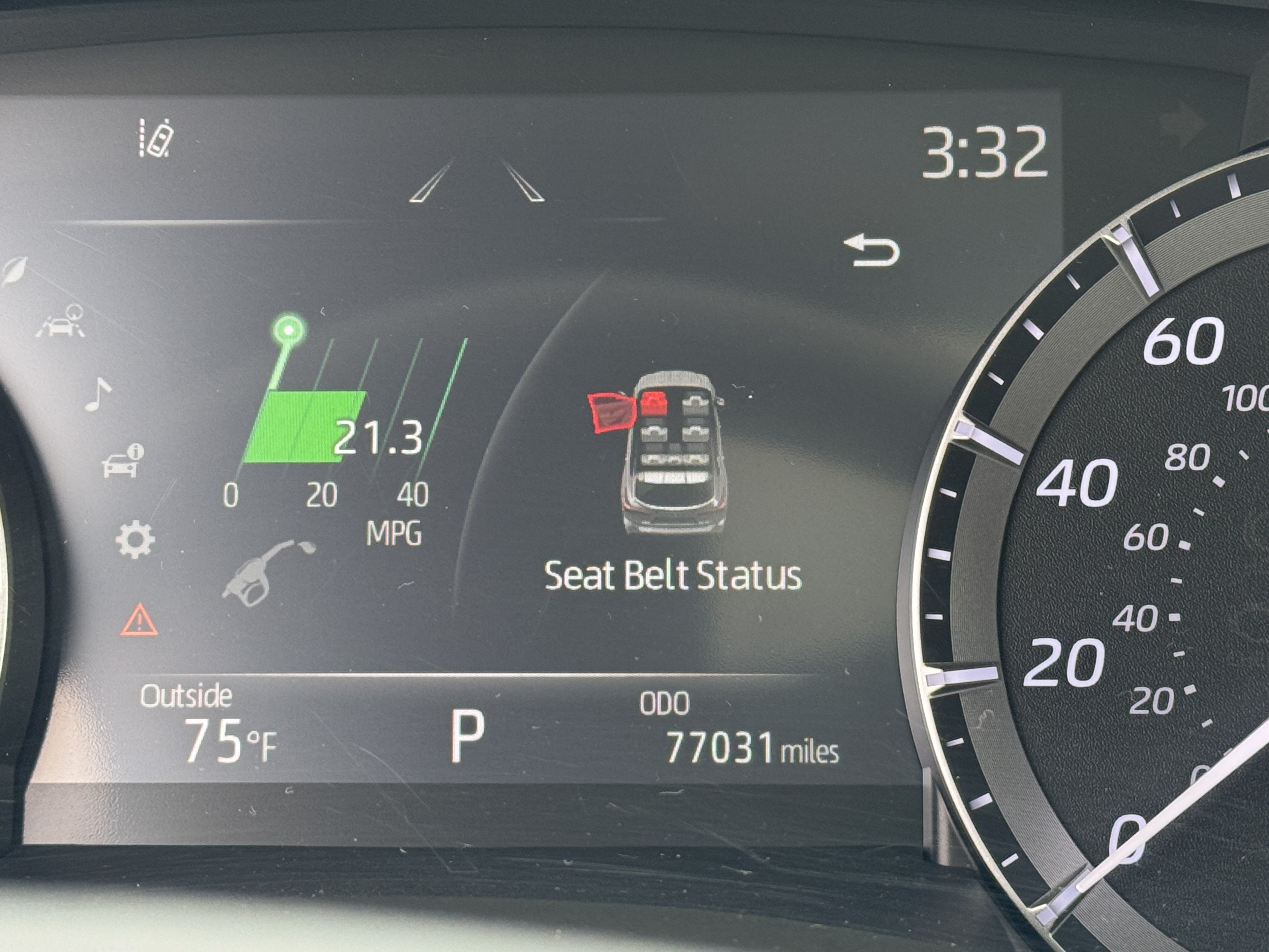 Certified 2021 Toyota Highlander XSE FWD image 17