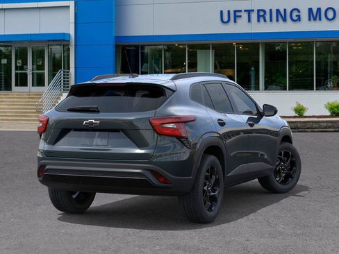 New 2026 Chevrolet Trax LT w/ Driver Confidence Package FWD image 4