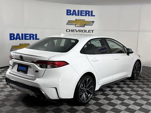 Used 2021 Toyota Corolla SE w/ Carpet Mat Package (TMS) image 5