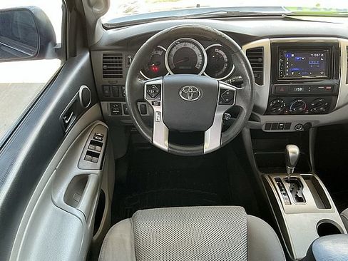 Used 2014 Toyota Tacoma PreRunner w/ TRD Sport Package RWD image 14