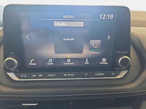 Used 2023 Nissan Rogue S FWD image 21