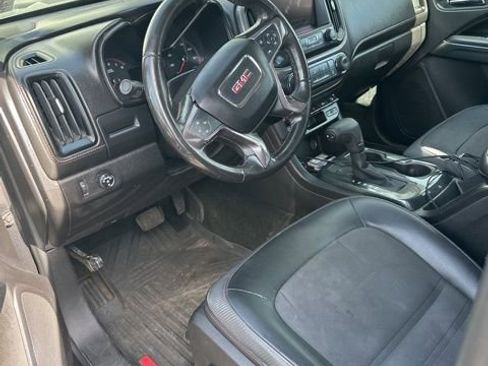 Used 2016 GMC Canyon SLE w/ All Terrain Package image 4