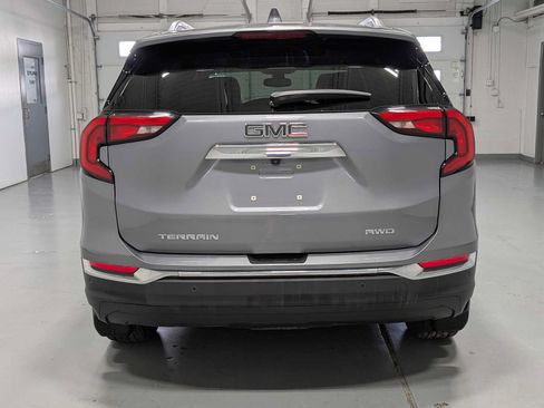 Used 2021 GMC Terrain SLT w/ Infotainment Package II AWD/4WD image 9