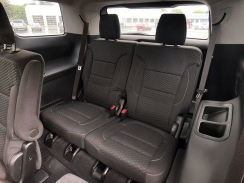 Used 2019 GMC Acadia SLE image 26