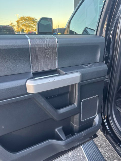 Used 2020 Ford F350 Lariat AWD/4WD image 24