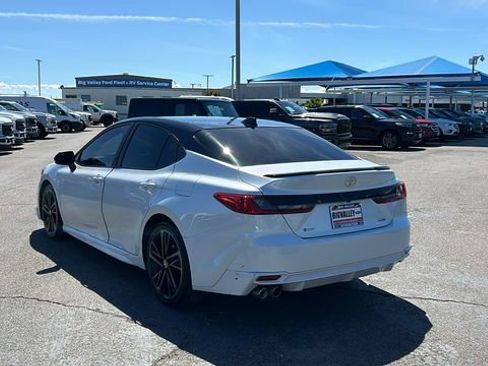 Used 2025 Toyota Camry XSE w/ Premium Package FWD image 5