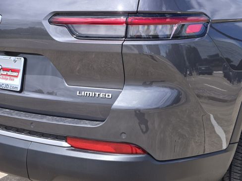 New 2026 Jeep Grand Cherokee L Limited RWD image 15