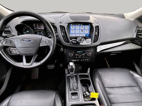 Used 2019 Ford Escape Titanium FWD image 17