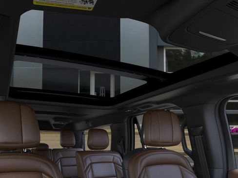 New 2026 Lincoln Navigator L Reserve AWD/4WD image 22