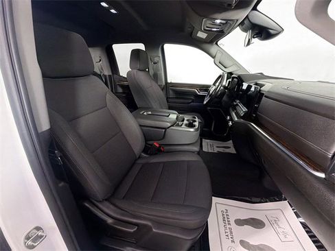Used 2022 GMC Sierra 1500 SLE w/ Enhanced Capability Package image 33