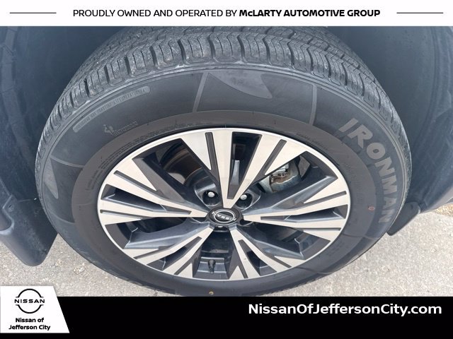 Used 2023 Nissan Rogue SV AWD/4WD image 12