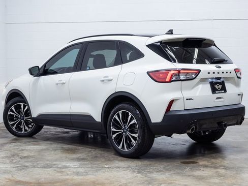Used 2022 Ford Escape SEL w/ SEL Stealth AWD Package image 12