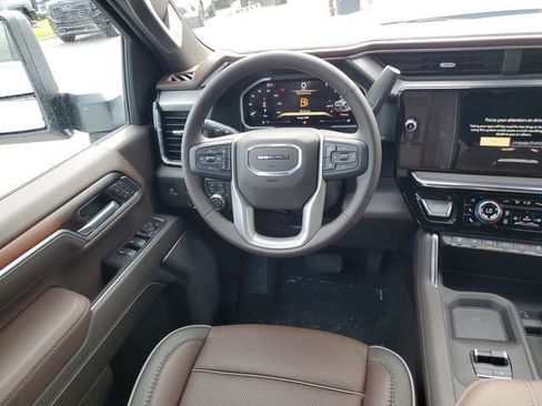 New 2026 GMC Sierra 3500 Denali w/ Denali Reserve Package AWD/4WD image 14