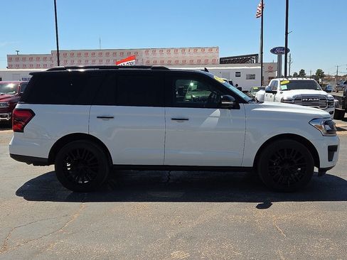 Used 2023 Ford Expedition Limited RWD image 6