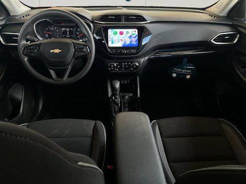 Used 2021 Chevrolet TrailBlazer LT w/ Convenience Package FWD image 16