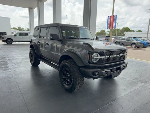 Certified 2023 Ford Bronco Wildtrak AWD/4WD image 4