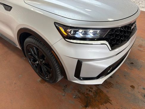 Used 2022 Kia Sorento SX FWD image 9