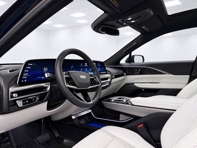 Used 2024 Cadillac Lyriq Luxury w/ LPO, Floor Liner Package AWD/4WD image 14
