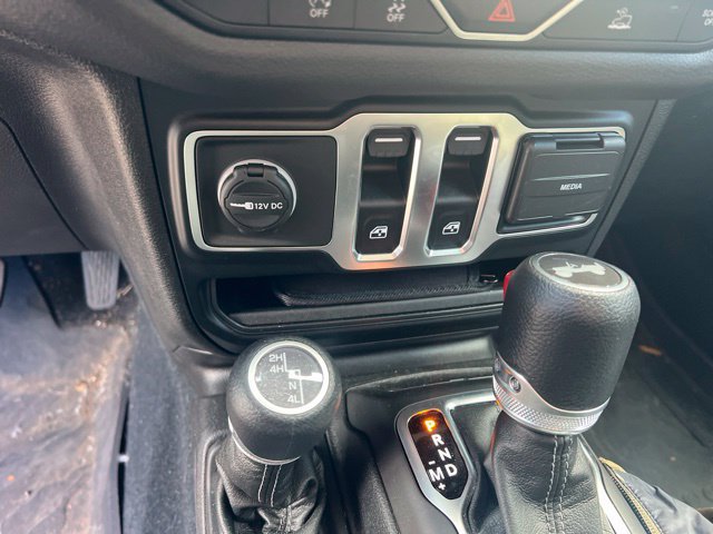 Used 2024 Jeep Wrangler Sport AWD/4WD image 6