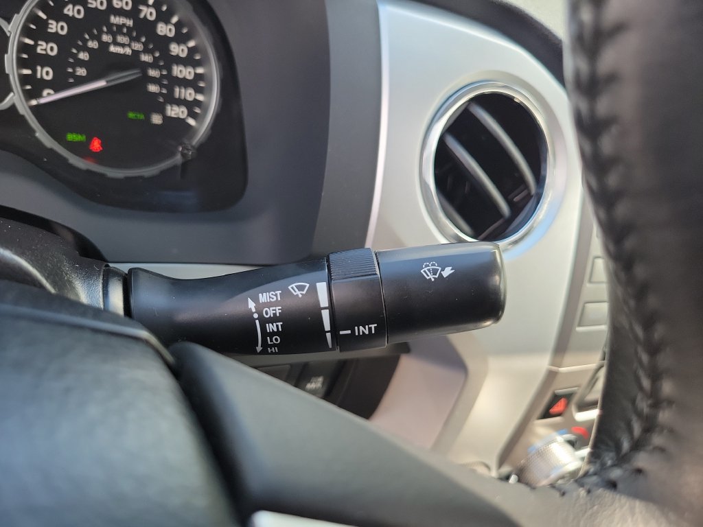 Used 2018 Toyota Tundra Platinum AWD/4WD image 29