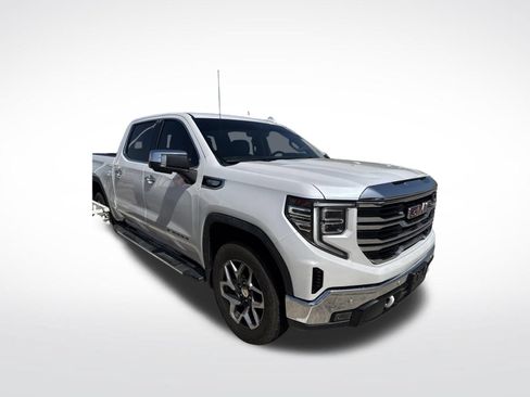 Used 2024 GMC Sierra 1500 SLT AWD/4WD image 3