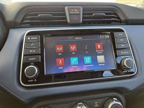 Used 2025 Nissan Versa SV w/ Trunk Package image 12