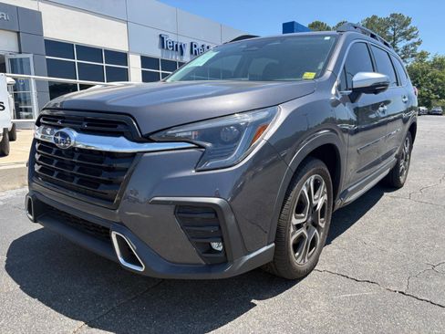 Used 2023 Subaru Ascent Touring AWD/4WD image 1