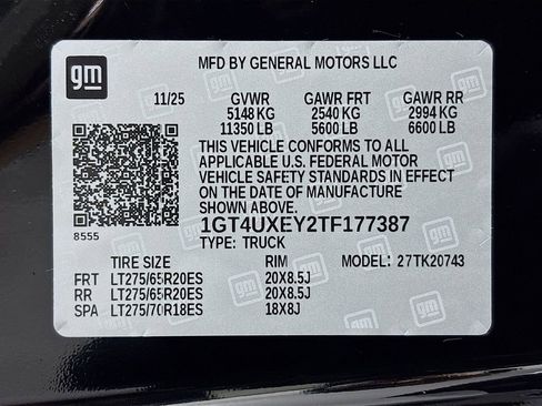 New 2026 GMC Sierra 2500 Denali Ultimate w/ LPO, Black Badging Package image 33